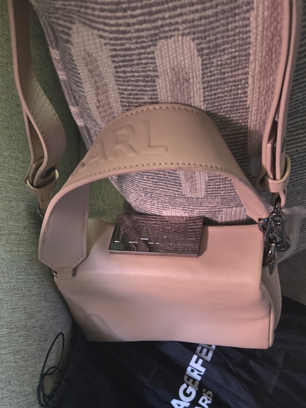 EUC KARL BEIGE Leather Bag 🤩 - Picture 2 of 14